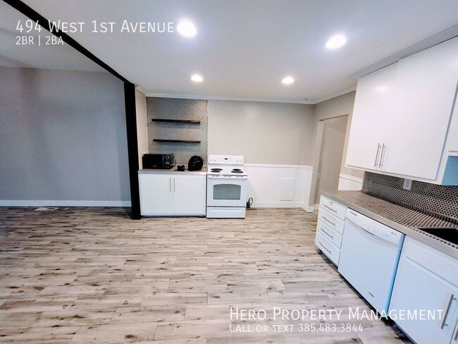 Building Photo - 494 W 1st Ave