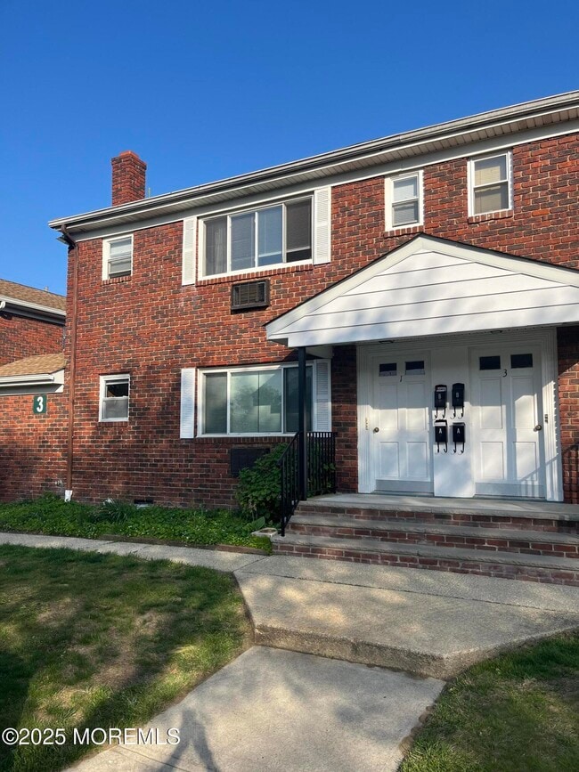 Building Photo - 1 Azalea Ct