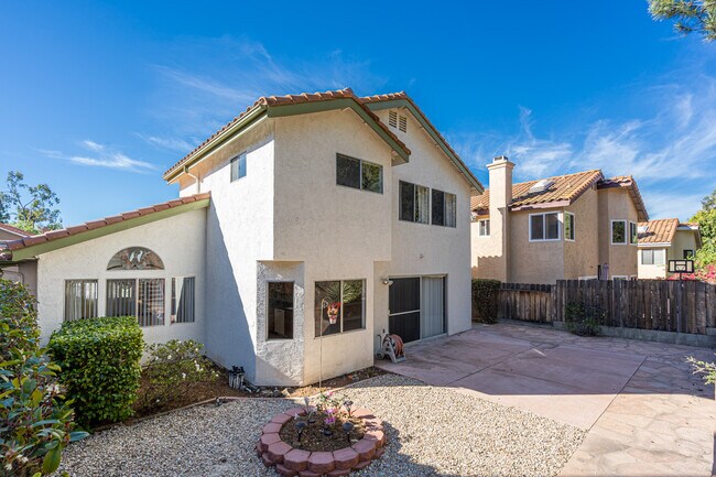 Building Photo - 9244 Calle De Vista Oeste