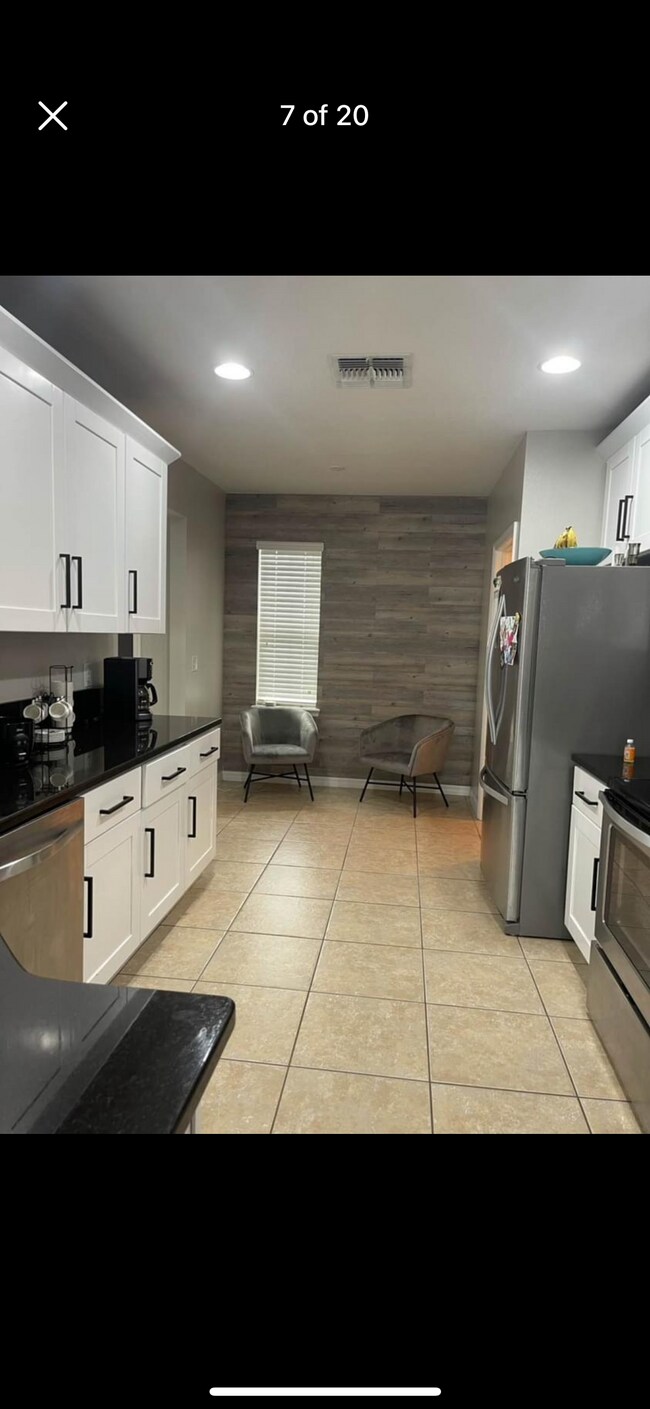 Building Photo - 174 Prairie Falcon Dr