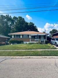 Building Photo - 2498 Garrison Dr