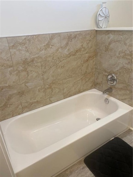 Building Photo - 3910 Canal St