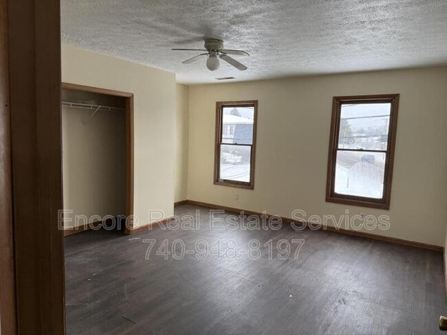 Building Photo - 91 N Buena Vista St