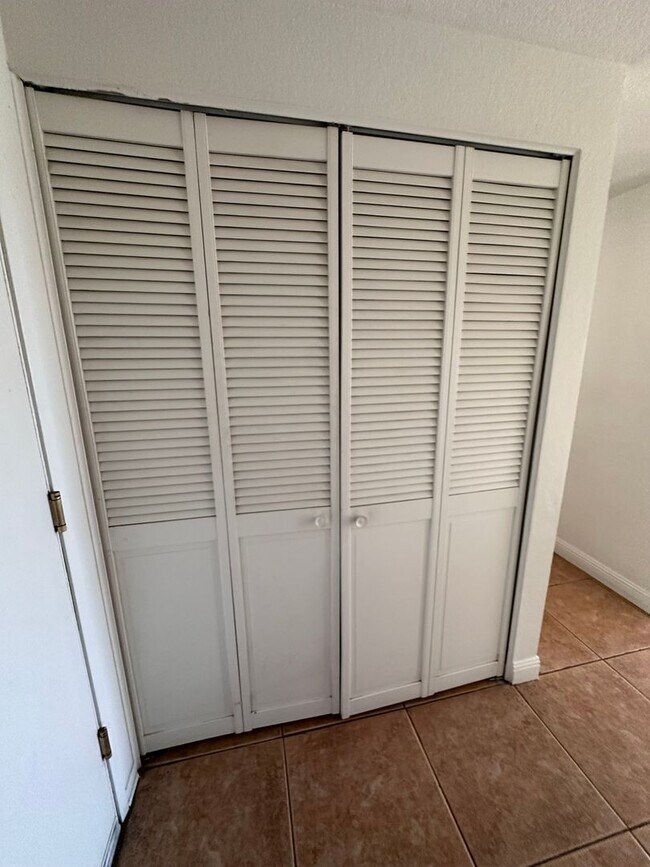 Building Photo - 3bd/2ba House (Moreno Valley)