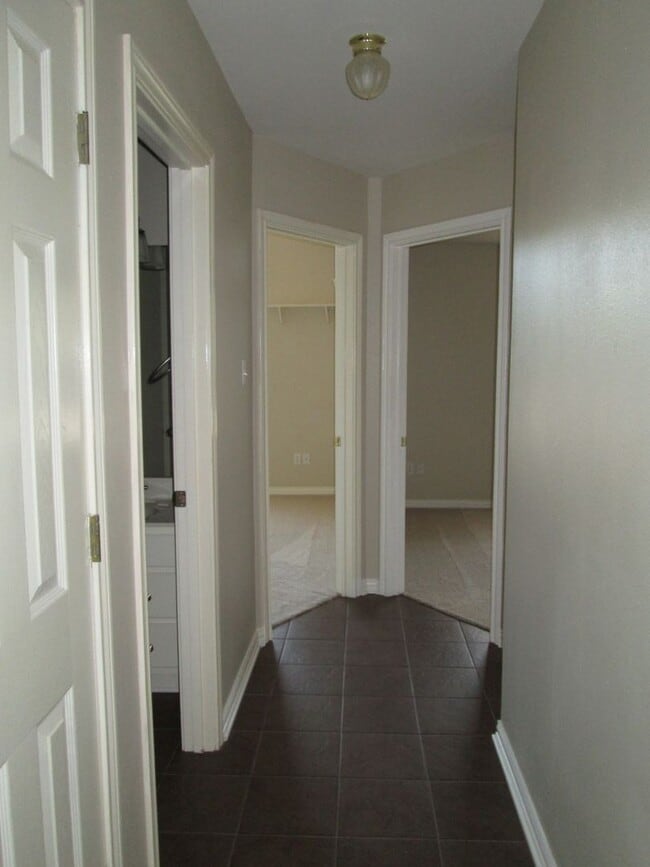 Building Photo - Spacious 3 bedroom 2 bath home in Tyler! Coming soon!