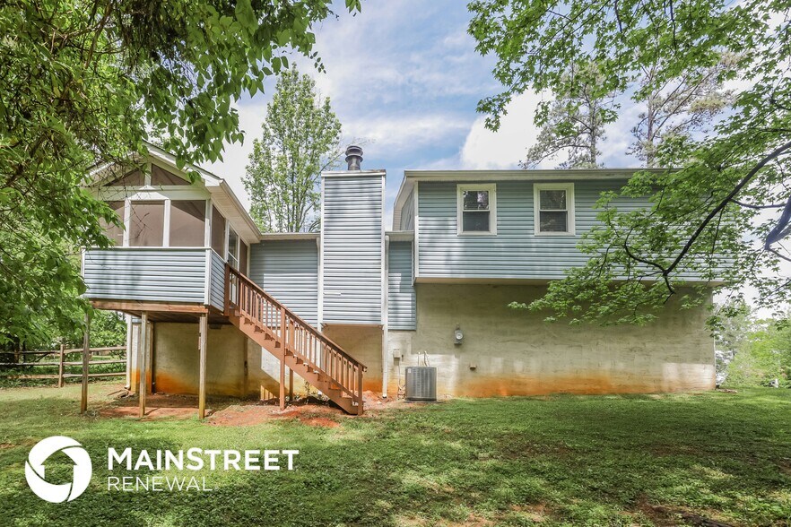 Building Photo - 4413 Treeline Way