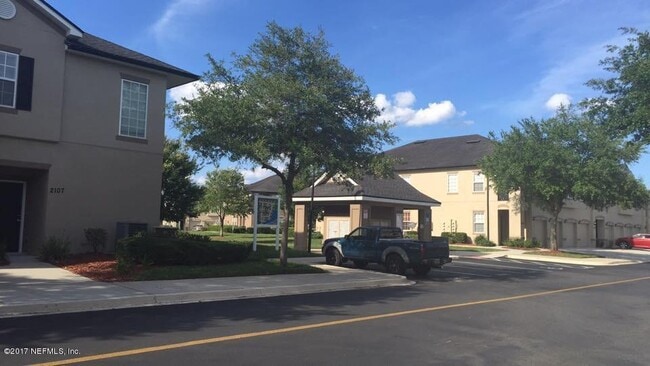 Building Photo - 12301 Kernan Forest Blvd