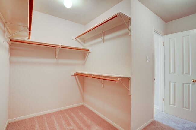 Building Photo - 9137 Fainwood Ln