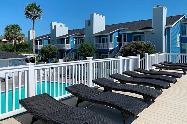 Building Photo - 3506 Cove View Blvd