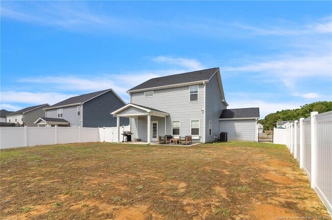 Building Photo - 1338 Water Leaf Dr
