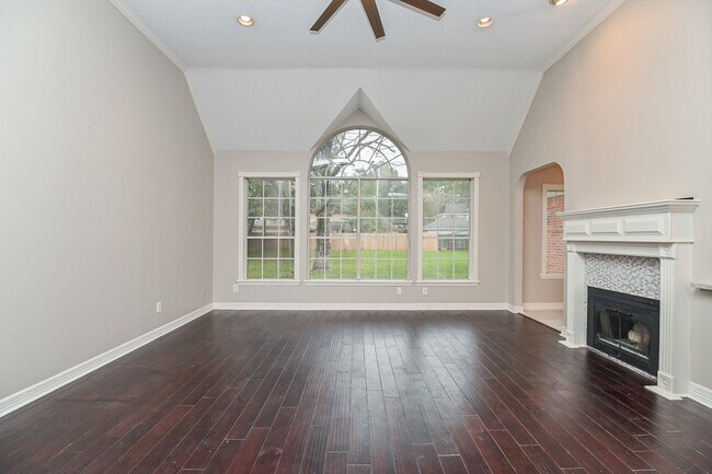 Building Photo - 17910 Moss Point Dr