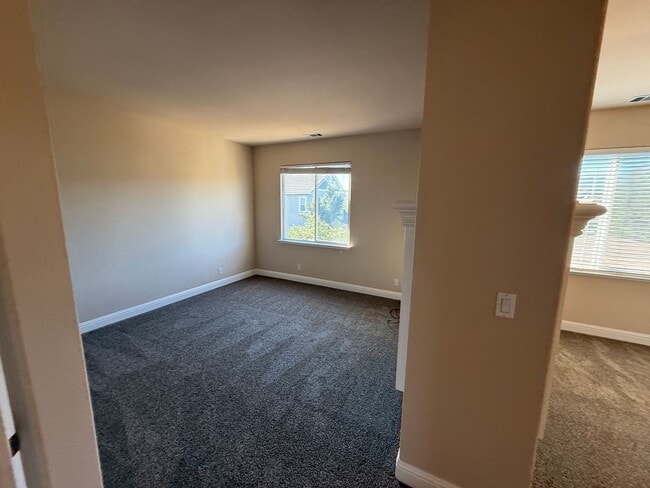 Building Photo - $4795 - Beautiful 5 Bedroom 3 Bath Home wi...
