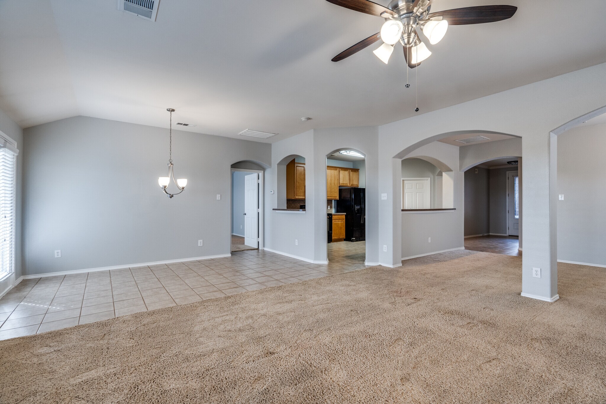 Building Photo - 14708 Eaglemont Dr