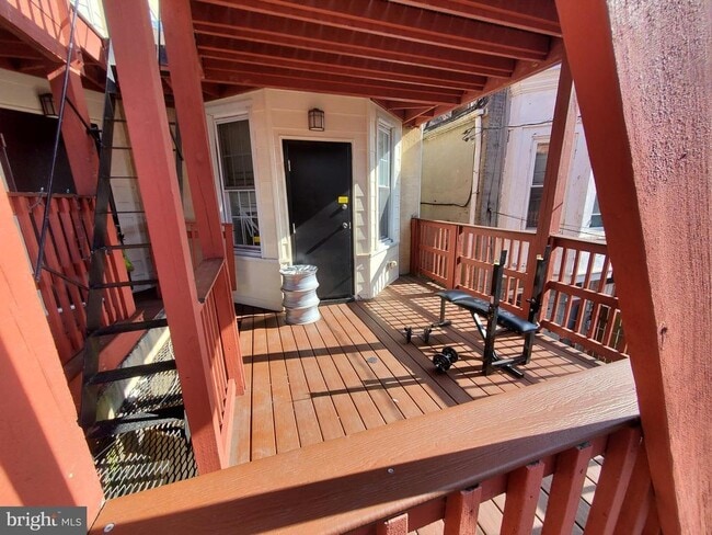 Building Photo - 1624 Gwynns Falls Pkwy