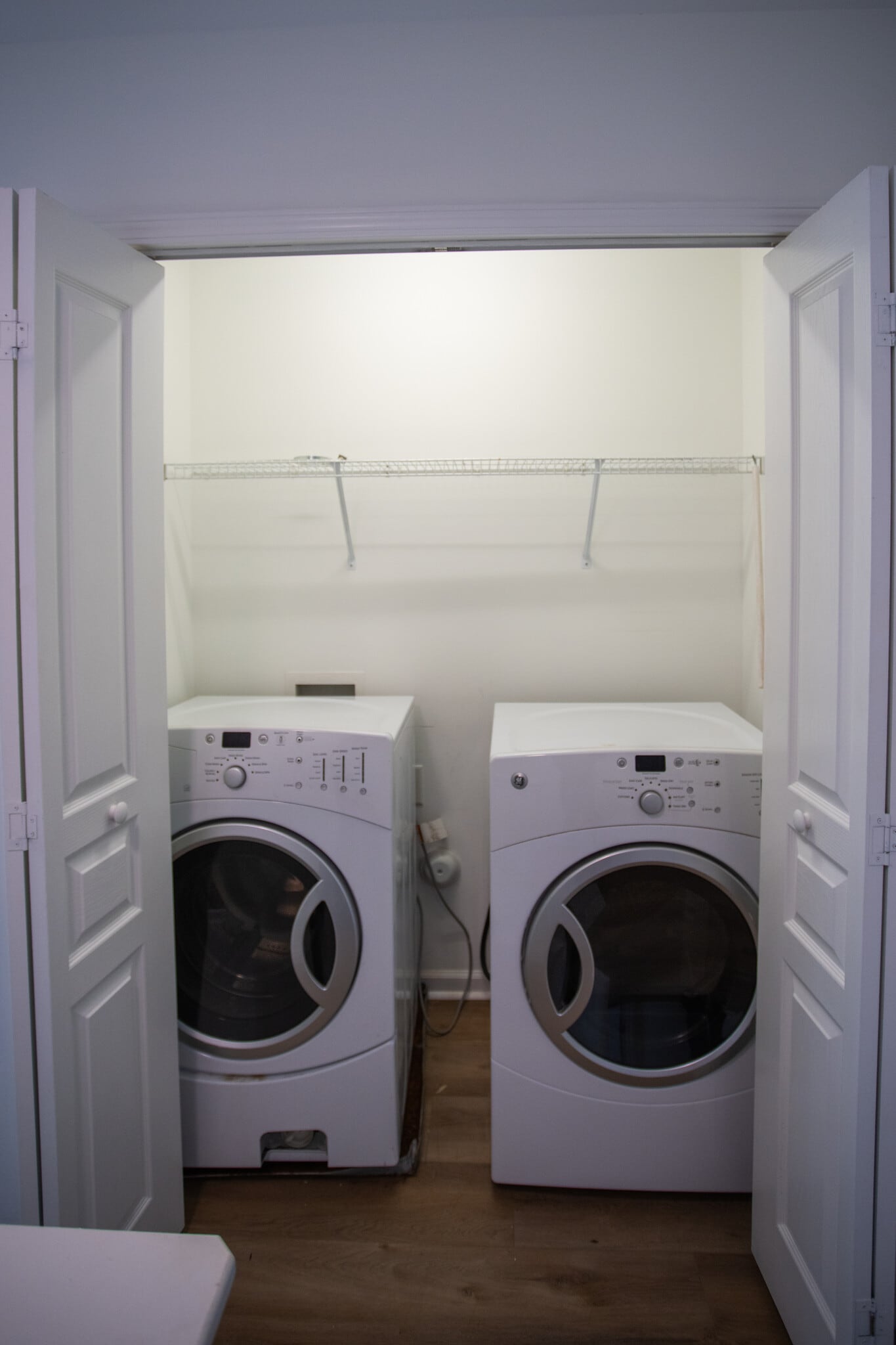 Laundry Room - 814 Bryant St