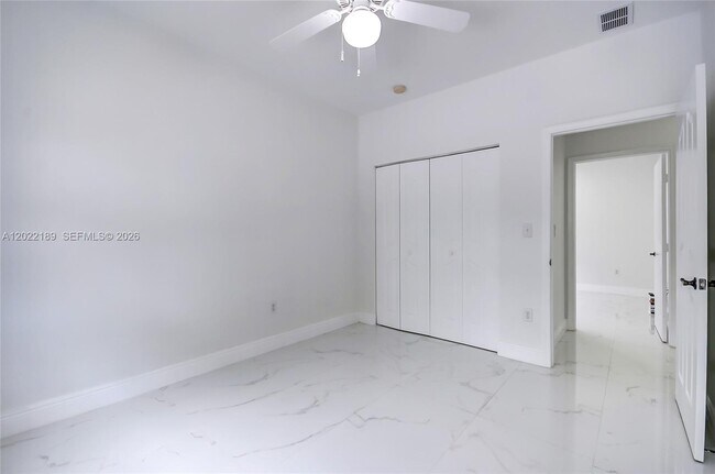 Building Photo - 15548 SW 19th Ln