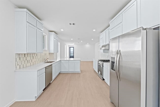 Building Photo - 6639 Sunset Velvet Dr