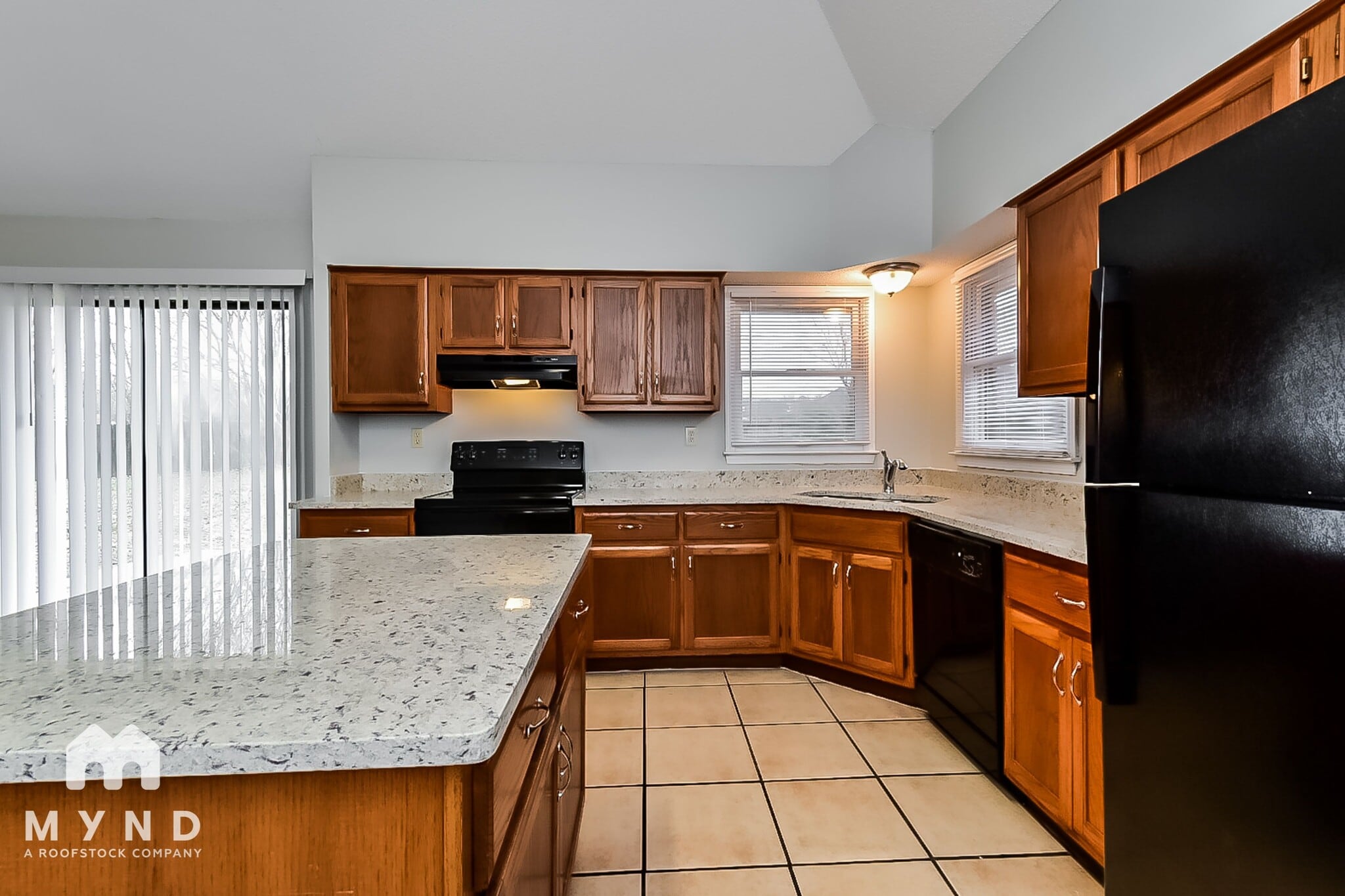 Building Photo - 4132 Cohasset Cove