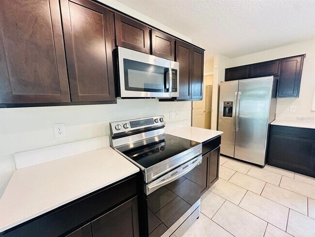 Building Photo - 1978 Ancestry Trl