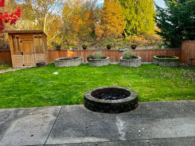 Building Photo - 19031 Waxen Rd