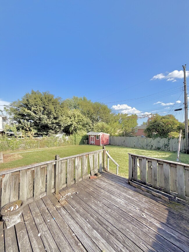 Building Photo - 520 Cricklewood Dr