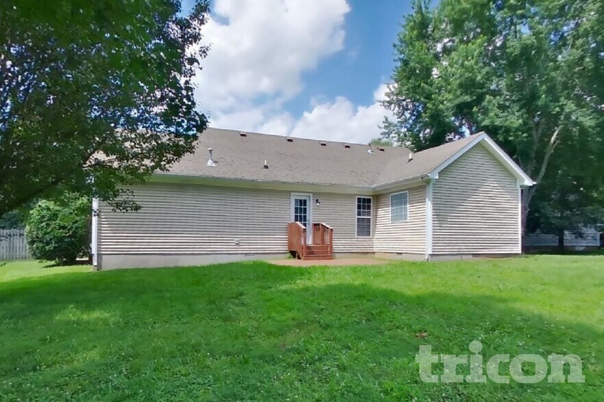 Building Photo - 2905 Haddox Pl
