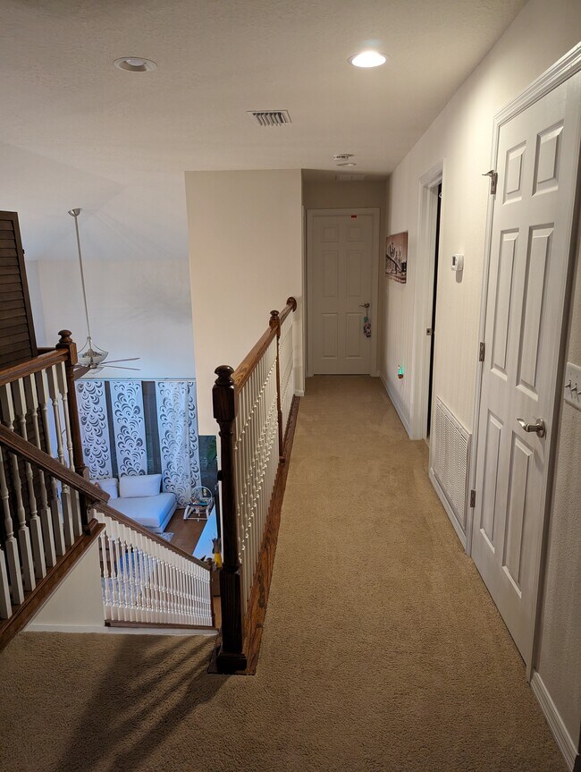 Building Photo - 11804 13th Way N