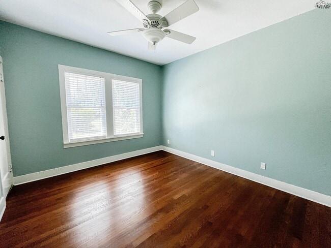 Building Photo - 3216 Milby Ave