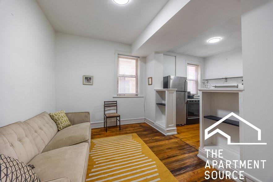 Building Photo - 2023 N Humboldt Blvd