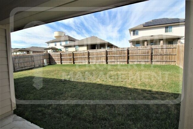 Building Photo - Beautiful 3-bedroom, 2-bathroom home with a 2-car garage now available for rent!