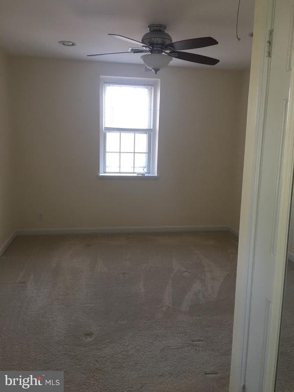 Building Photo - 4838 S 28th St