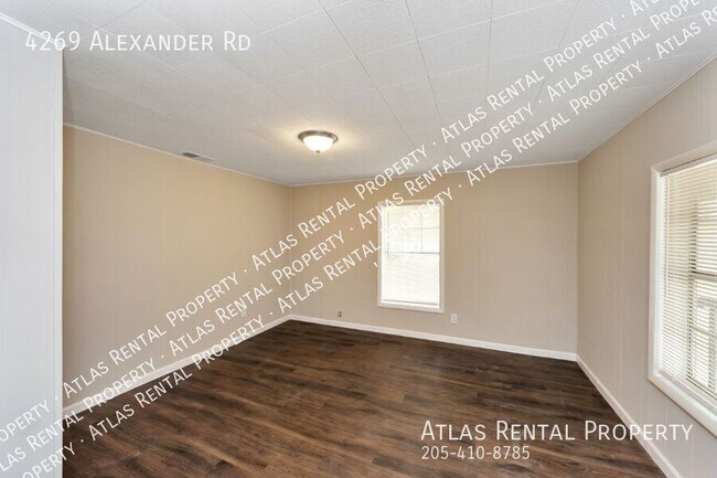 Building Photo - 4269 Alexander Rd