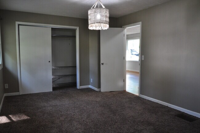 Master Bedroom 2 - 6940 Lafayette Ave