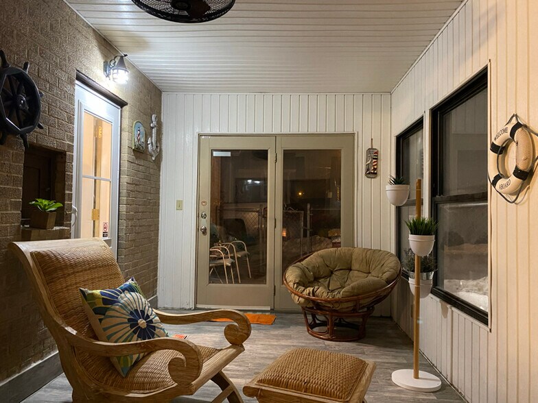 Building Photo - 1714 Waldo Blvd