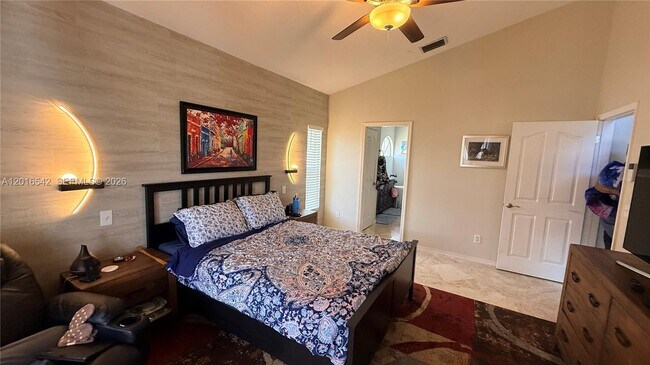Building Photo - 1813 Vista River Dr