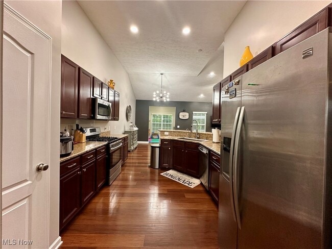 Building Photo - 10456 Dogwood Dr