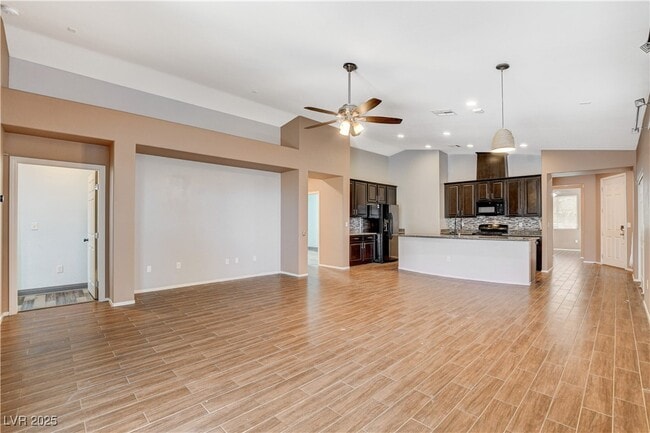 Building Photo - 2104 LeatherBridge Ct