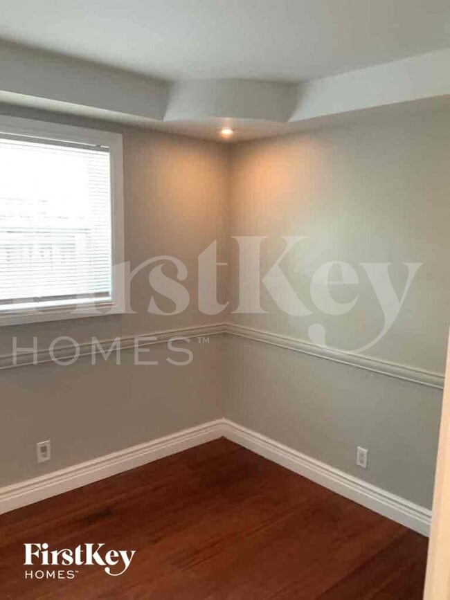 Building Photo - 630 NW 67th Terrace