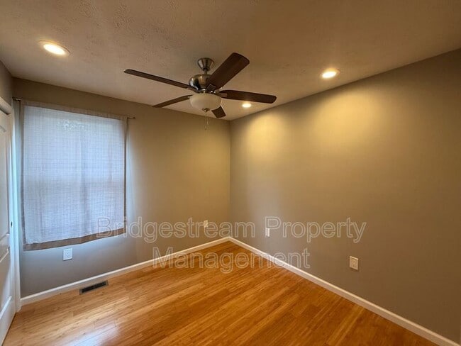 Building Photo - 4508 E Venetian Way