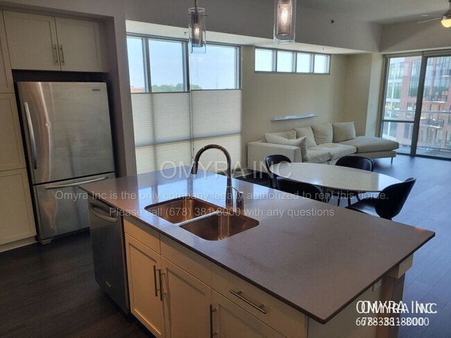 Building Photo - 1100 Howell Mill Rd NW