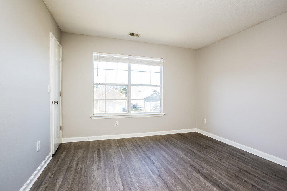 Building Photo - 4819 Royal Run Dr