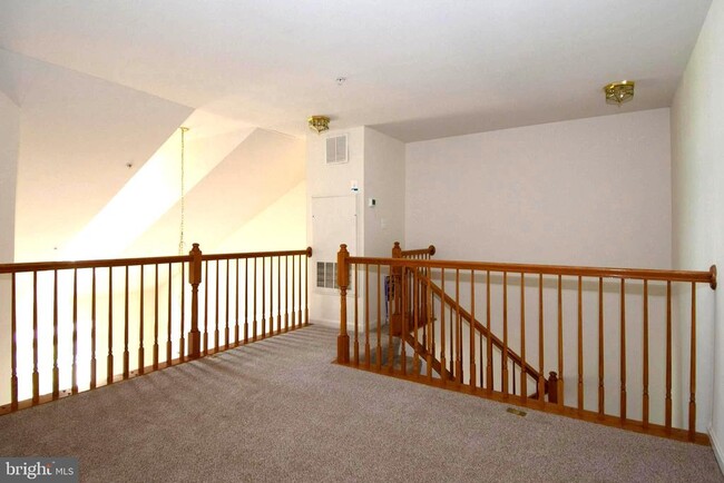 Building Photo - 21197 McFadden Square