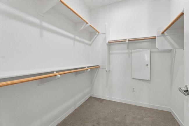 Building Photo - Modern 3-Bedroom Townhome with Luxe Finishes and Private Garage