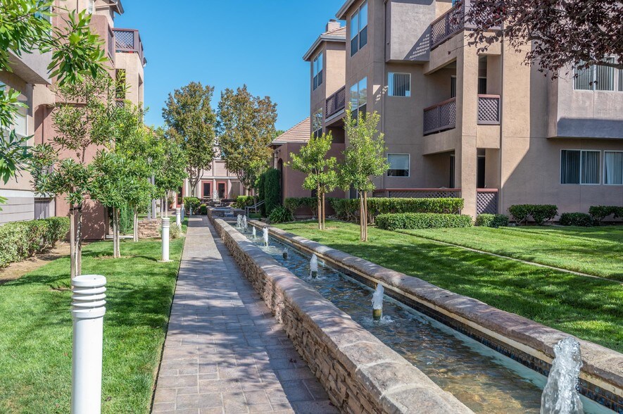 Building Photo - 3695 Stevenson Blvd