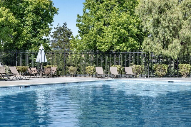 Building Photo - Luxury Living in Danville Ranch – Views, Solar & Prime Location!