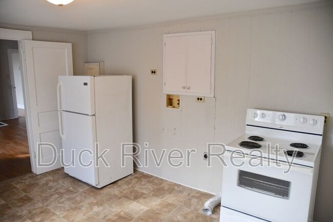 Building Photo - 1419 Highland Ave