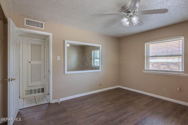 Building Photo - 2125 Pacheco Dr