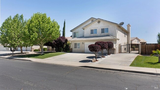 Building Photo - 14383 Chamberlain Dr