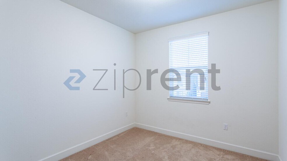 Building Photo - 3500 Nuestra Ave