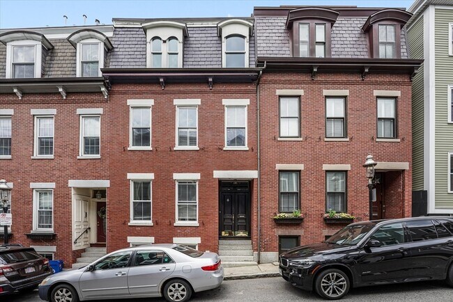 Building Photo - 34 Soley St